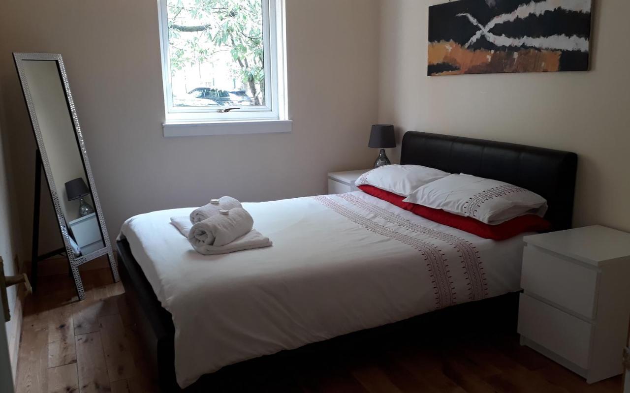 Bright City Centre House - Private Garden & Parking! Villa Glasgow Buitenkant foto